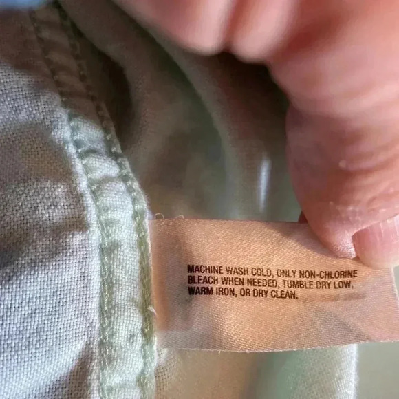 Gap The Shrunken Boyfriend Woman’s Button Down Long Sleeve XL Shirt in Icy Mint. - Picture 12 of 13